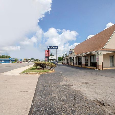Hotel O Daylight Inn Elkhart I-90, In Exterior photo