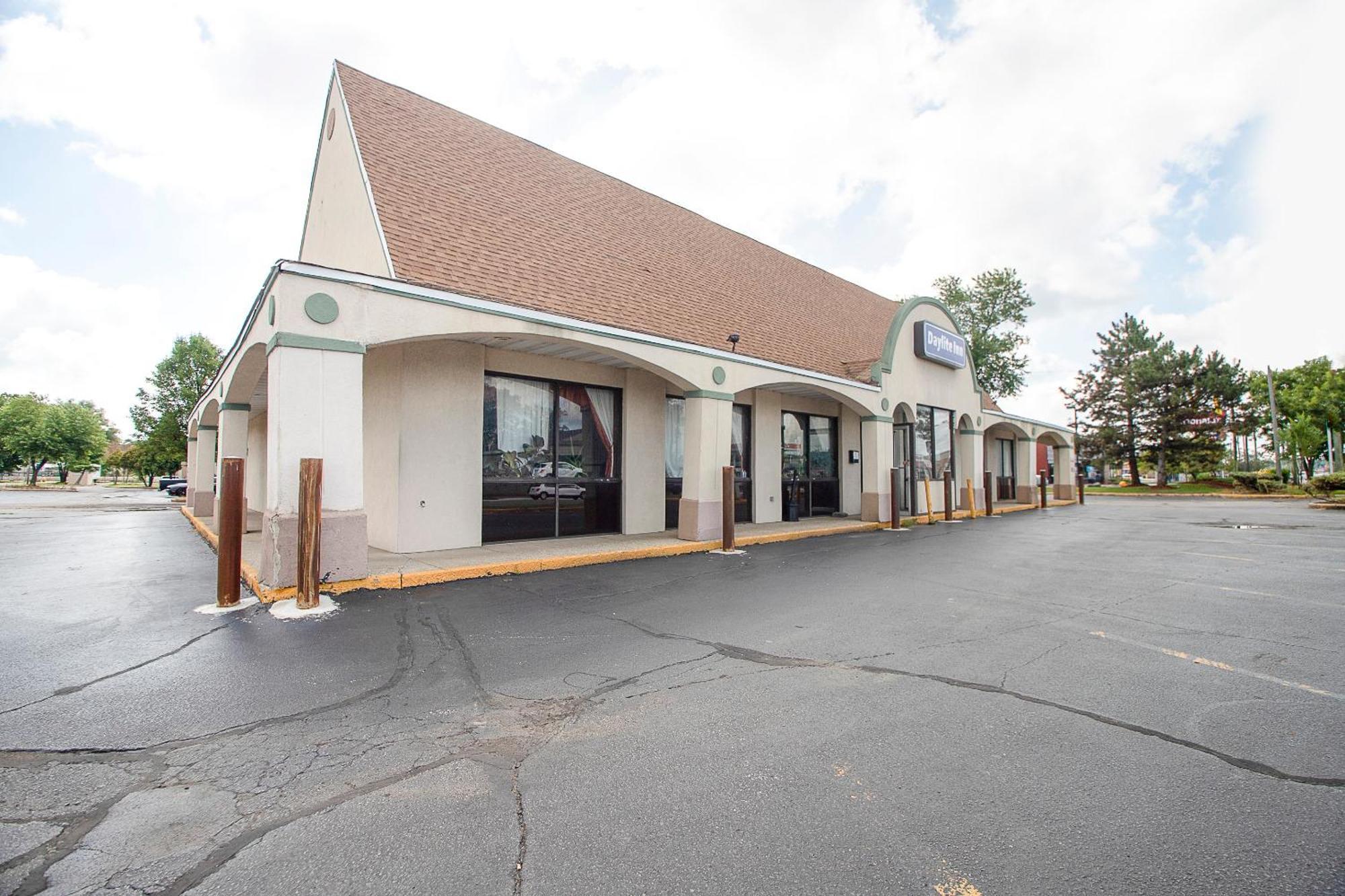 Hotel O Daylight Inn Elkhart I-90, In Exterior photo